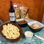 nhoque de batat com molho ao sugo e parmesão