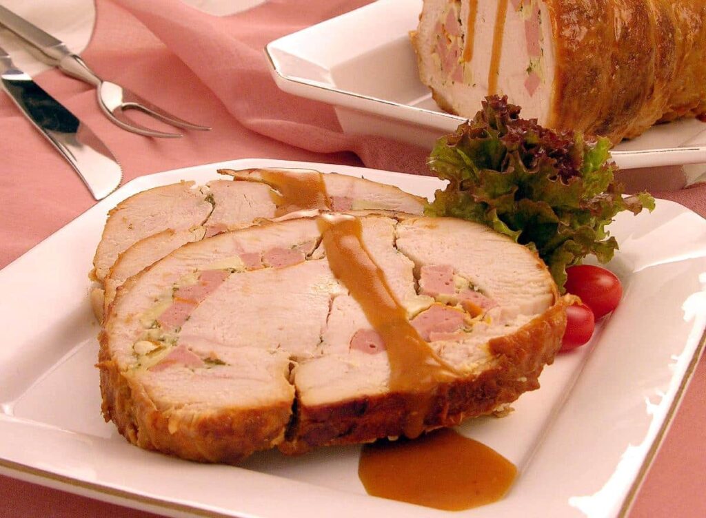 Peito de perú recheado